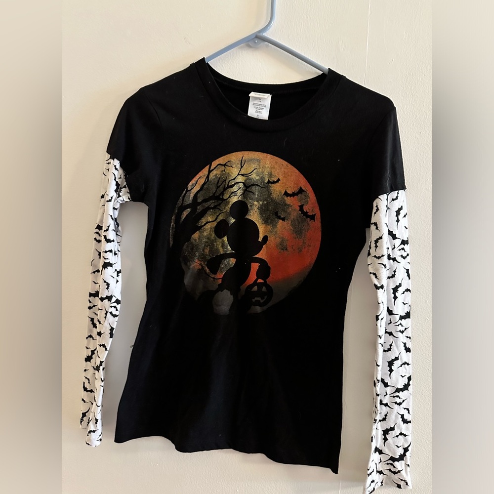 VTG Women's Mickey Mouse
Halloween T Shirt Top Long Sleeves size medium - Picture 1 of 5